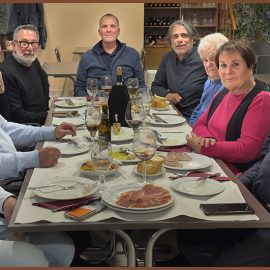 Sopar 13/11/2025: Esquerra a dreta: Joan, Gil, Josep Maria, Pepo, Ricard, Jesús, Maria, Dolors i Antoni